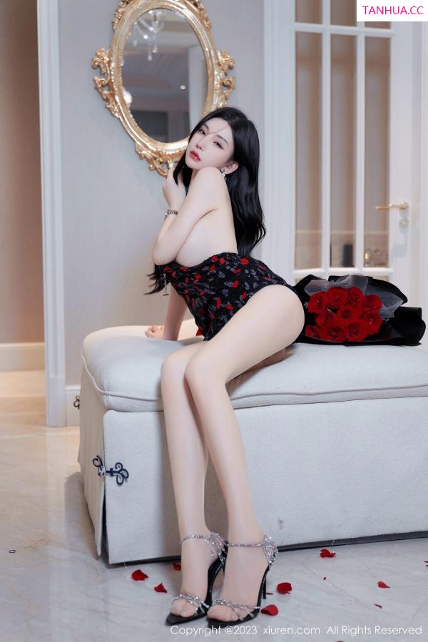 周于希dummy  [XiuRen]高清写真图 2023.06.09 No.6894 周于希Sally 丝袜美臀第53张图片